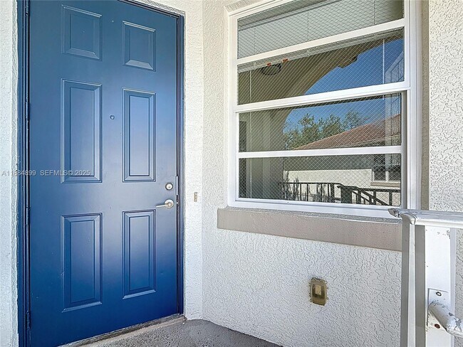 Building Photo - 3200 N Haverhill Rd