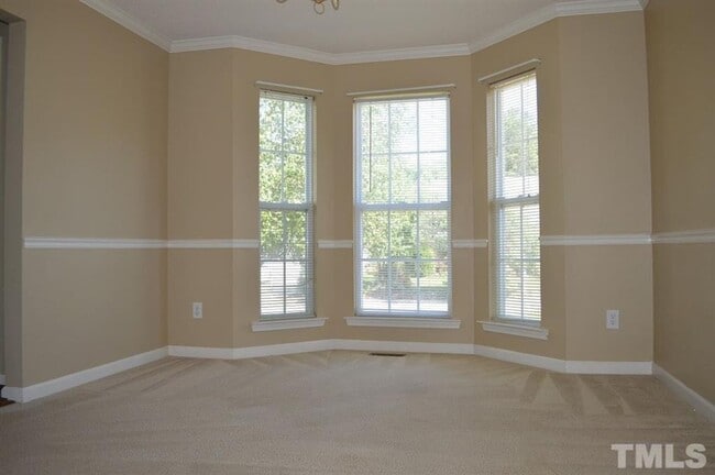 Building Photo - 2306 Nutting Ln