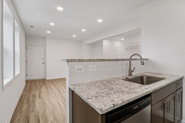 Building Photo - 303 Seaton Pl NE