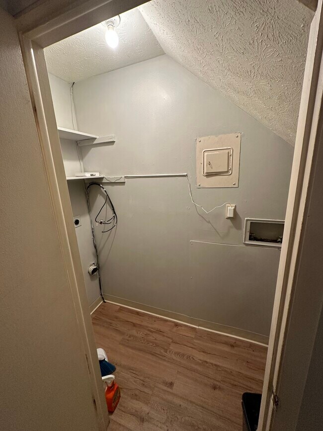 Building Photo - 6570 Santa Cruz Pl