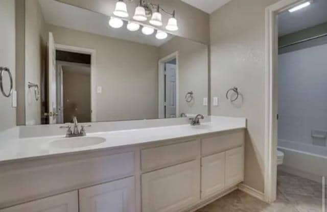 Building Photo - 3400 Dowland Dr