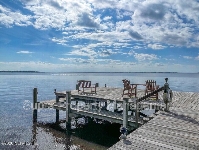 Building Photo - 1550 Palm Ave