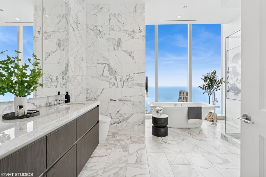 Building Photo - 363 E Wacker Dr