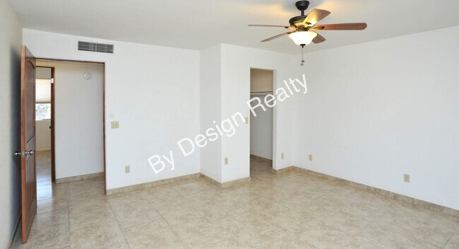 Building Photo - Remodeled Foothills Clusters 3 Bed 2 Bath