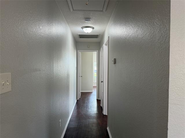 Building Photo - 10239 Blackjack Oaks Dr