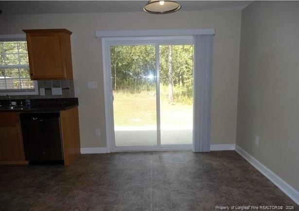 Building Photo - 203 Gertie Ct