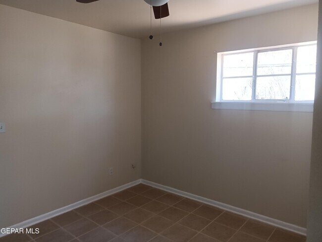Building Photo - 8108 Margaret Ln