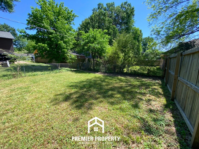 Building Photo - Charming 3BR/2BA in Raleigh | Hardwood Floors & Large Fenced Backyard