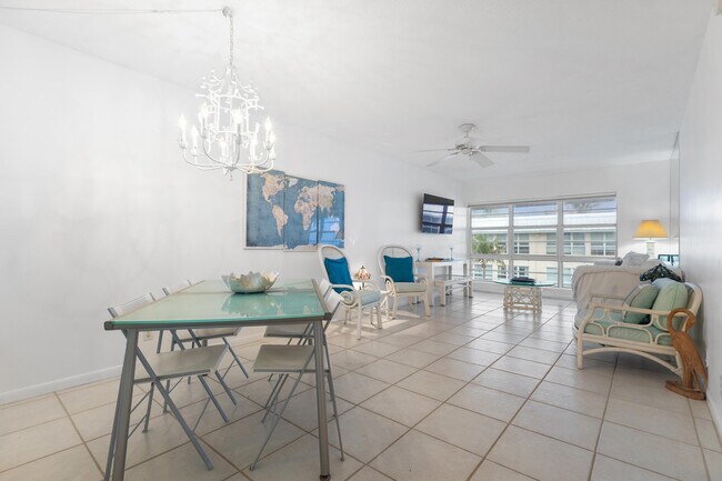 Building Photo - 3851 N Ocean Blvd