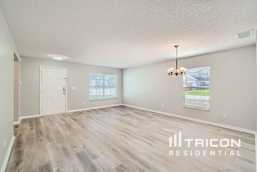 Building Photo - 1435 Blue Horizon Dr