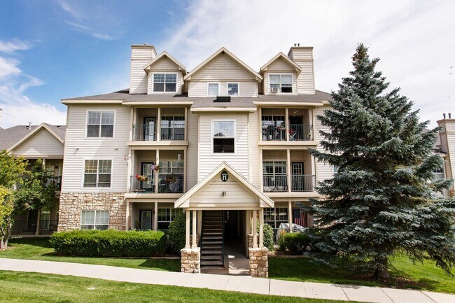 Building Photo - 900 Bitner Rd