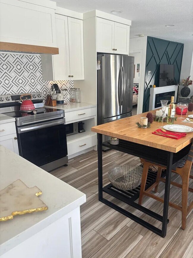 Building Photo - 1503 Park Ave