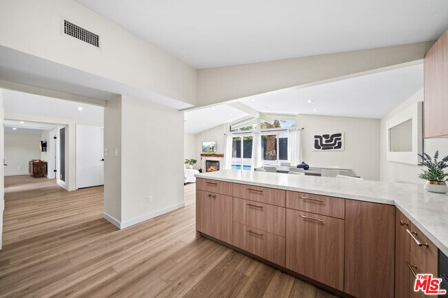 Building Photo - 20308 Mobile St