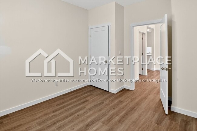 Building Photo - 4321 Scenic Mdw Dr NE