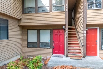 Building Photo - 2 Bedroom Ground Floor Condo