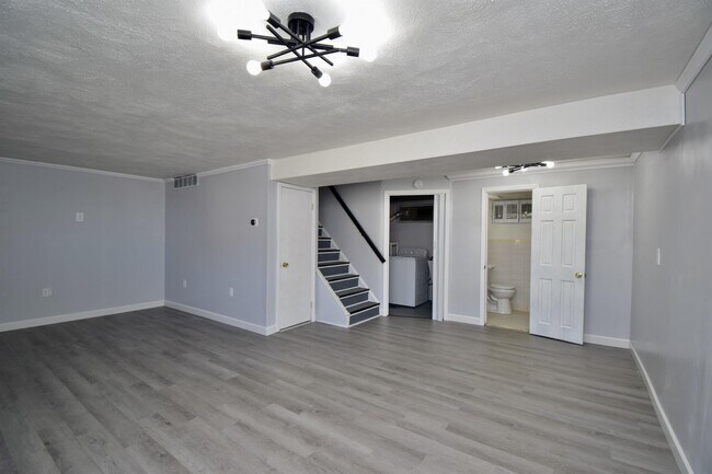 Building Photo - 1800 Keith Dr