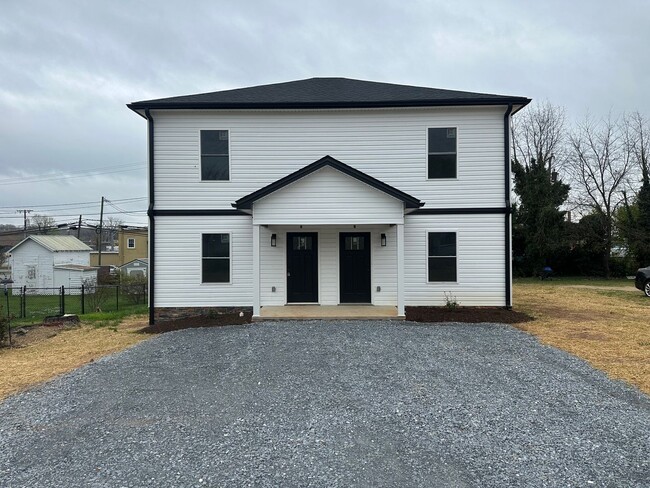 Primary Photo - New Townhouse In Altavista!