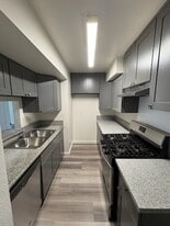 Building Photo - 5453 Lemon Grove Ave