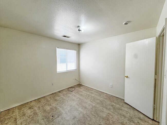 Building Photo - 2309 Iron Gate Trail SW