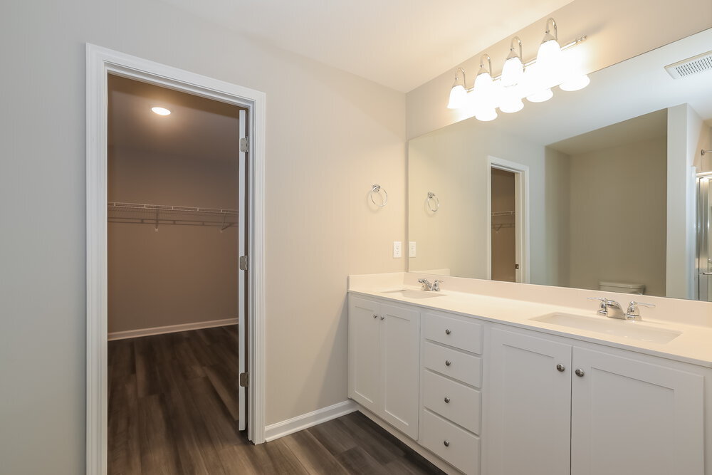 Building Photo - 1111 Feldman Chase