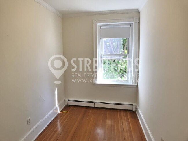 Building Photo - 2 bedroom in Brookline MA 02446