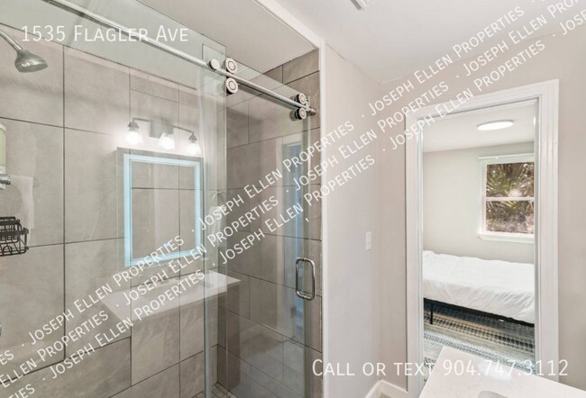 Building Photo - 1535 Flagler Ave