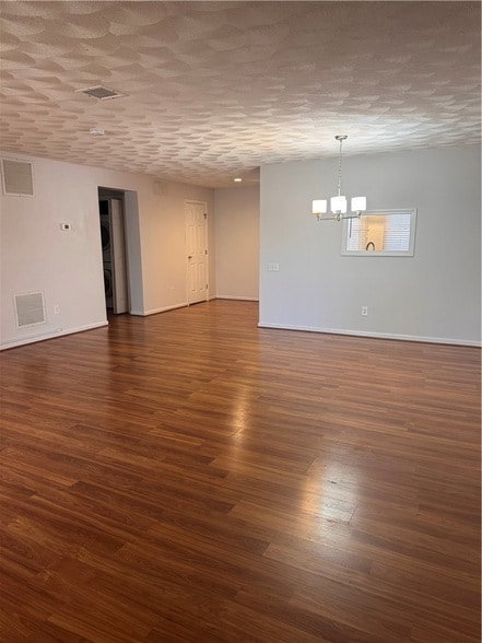 Building Photo - 92 Trellis Dr