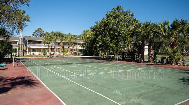 Building Photo - 6903 N Lagoon Dr