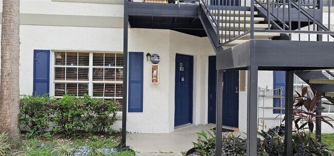 Building Photo - 3651 N Goldenrod Rd