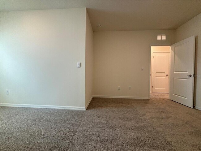 Building Photo - 11147 Crescent Deer Dr