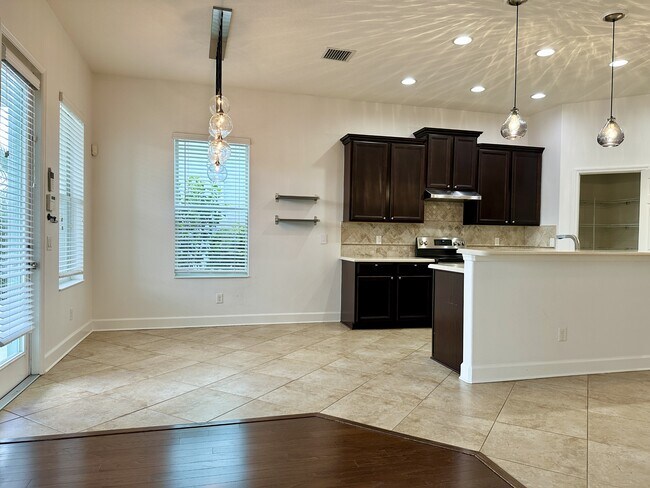 Building Photo - 6157 Castleton Hollow Rd