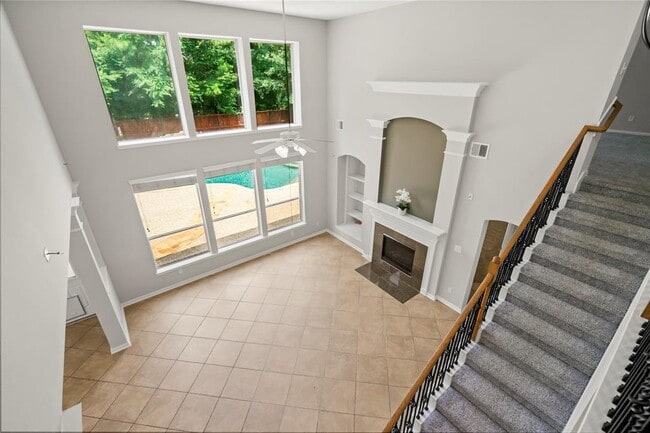 Building Photo - 70 Fulshear Ct