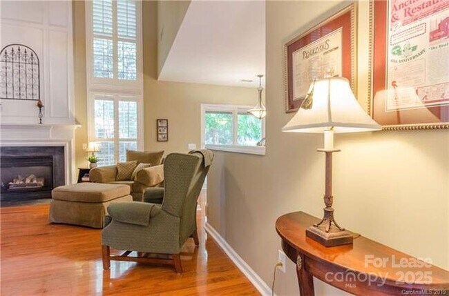 Building Photo - 15132 Edindale Dr