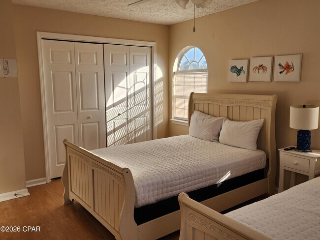 Building Photo - 11728 Seashore Ln