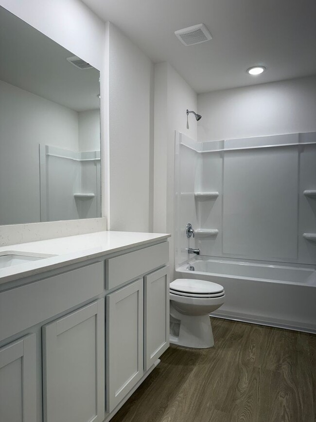 Building Photo - 245 Bighorn Trl