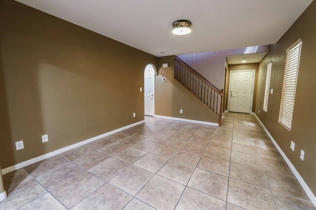 Building Photo - 7941 Alta Lima Valley Ct