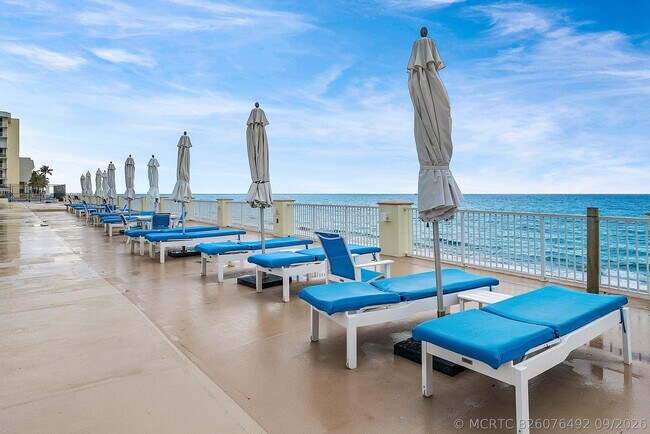 Building Photo - 3546 S Ocean Blvd