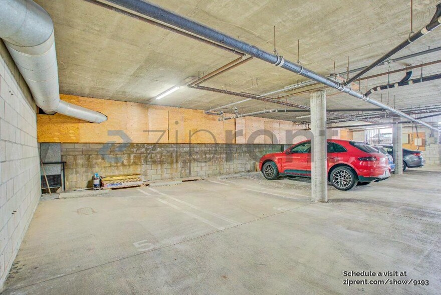 Building Photo - 922 Lincoln Blvd