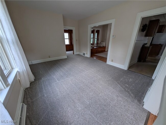 Building Photo - 486 Needham Ave