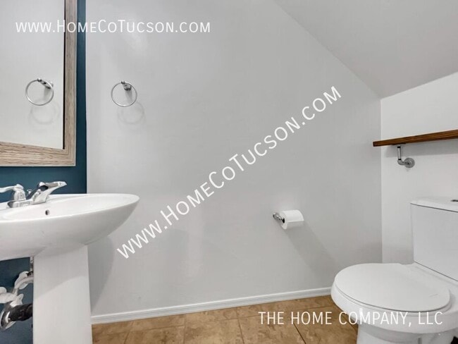 Building Photo - 7538 S Circulo Rio Blanco