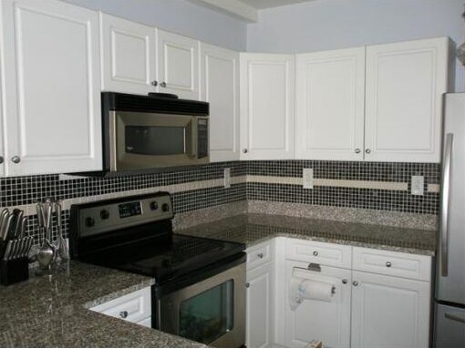 Building Photo - 1 Cityview Ln