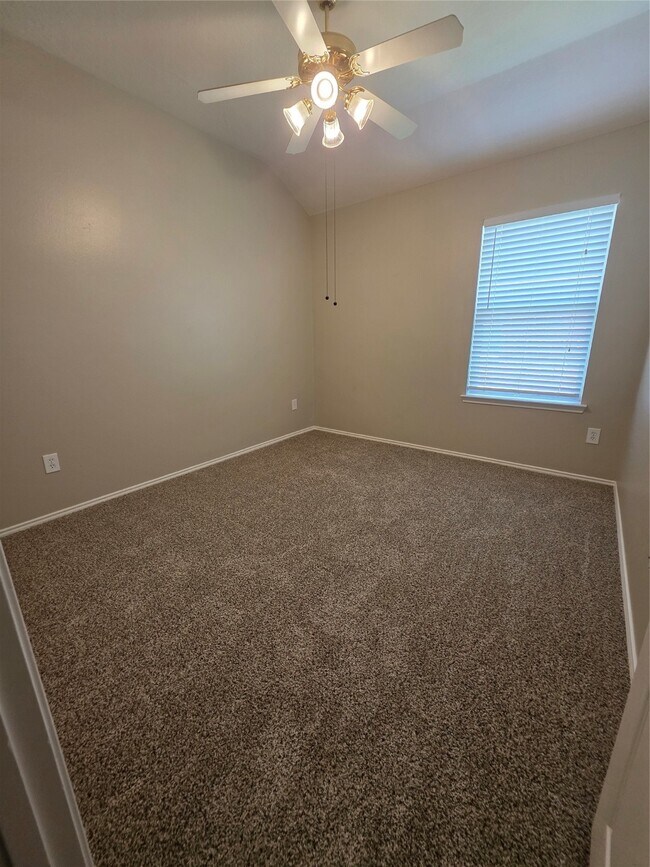 Building Photo - 2518 Sandvalley Way