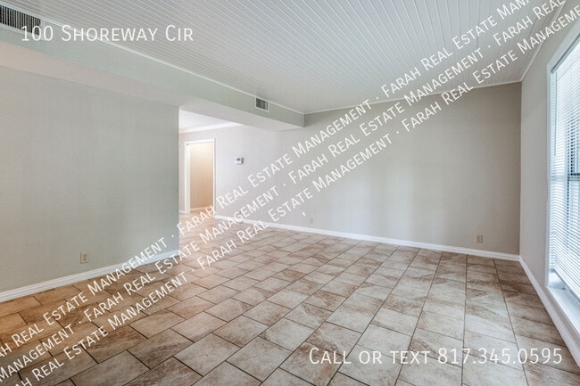 Building Photo - 100 Shoreway Cir