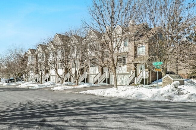 Building Photo - 10514 8th Ave N