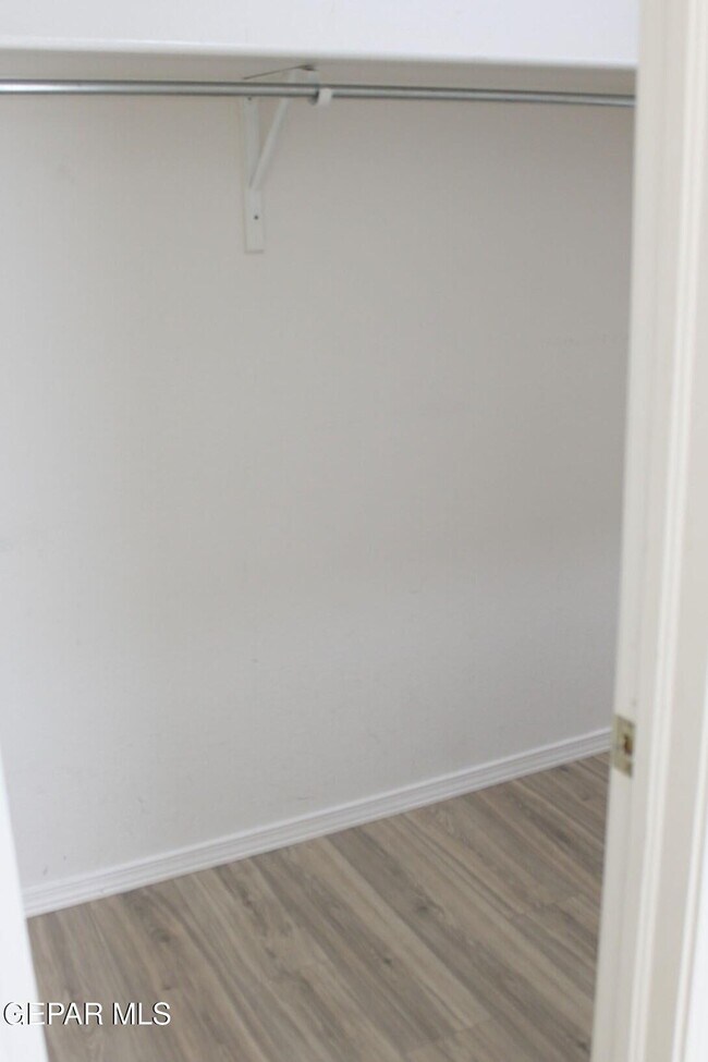 Building Photo - 815 Saguaro Park Ct