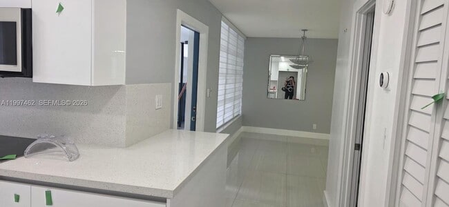 Building Photo - 6901 Cypress Rd