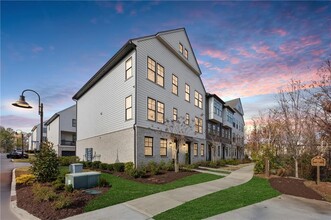 Building Photo - 6529 Beacon Dr