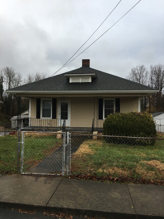 22 Burlington Ave 22 Burlington Ave Gastonia NC 28054 Apartment Finder