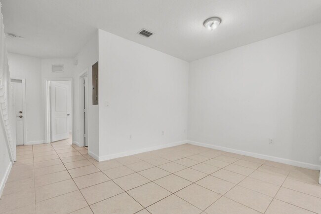 Building Photo - 28637 SW 132nd Ct