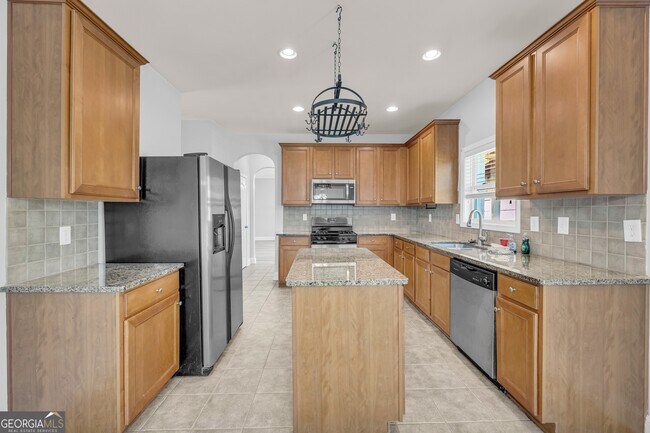 Building Photo - 816 Kaitlyn Dr